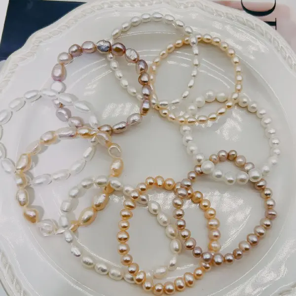 Irregular Freshwater True Pearl Bracelet Women's Elastic Cord Adjustable Niche, TKMBeautySupply.com | Canada & USA and Europe Wide FREE shipping