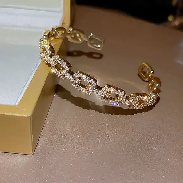 9-opening bracelet-golden chain.,tkmbeautysupply.com