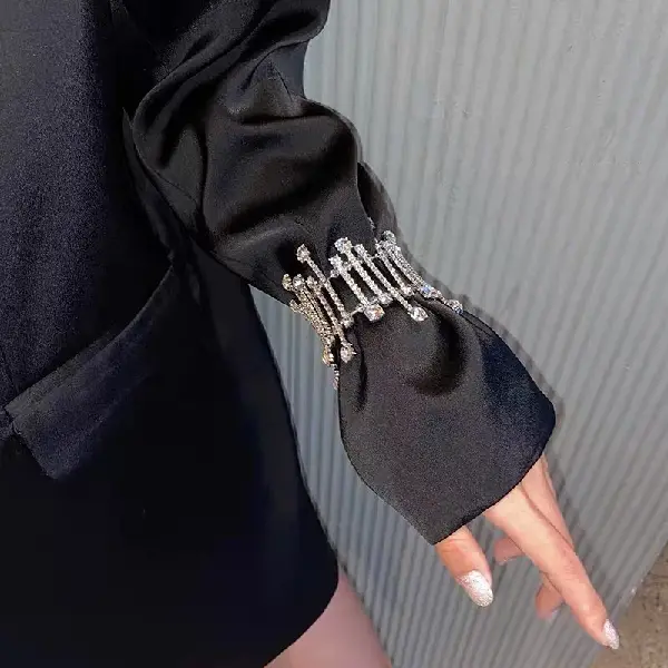 8 silver irregular bracelet,tkmbeautysupply.com