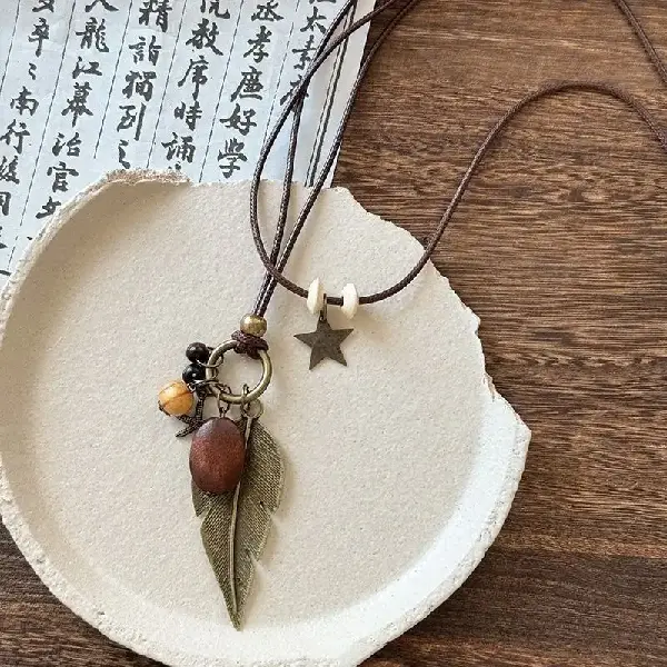 1# Large Feather Star Oval Necklace,tkmbeautysupply.com