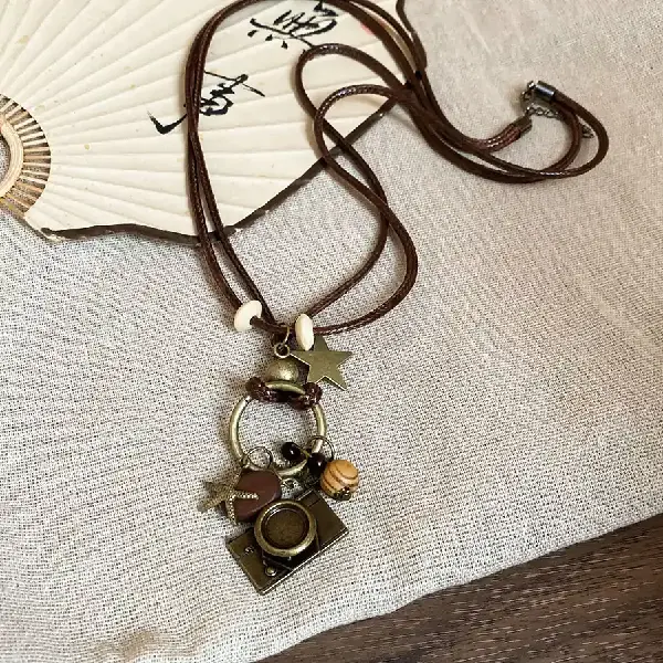 21# wax rope wooden bead camera pendant necklace,tkmbeautysupply.com