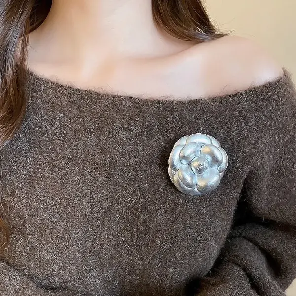 71# brooch-leather flower,tkmbeautysupply.com