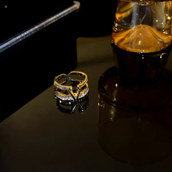 Real gold electroplated zircon V letter double layer open ring,tkmbeautysupply.com