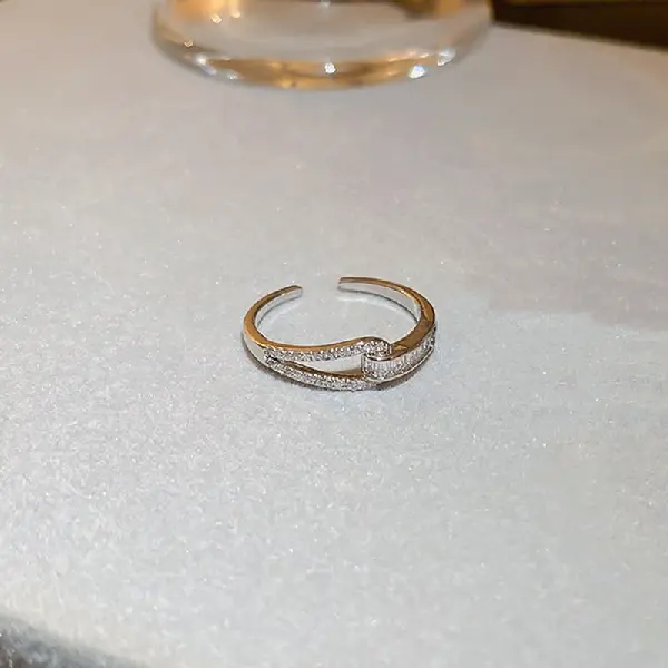 35. Ring-Platinum and zircon handover,tkmbeautysupply.com