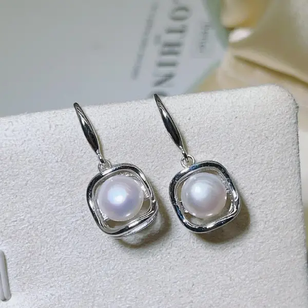 1335 silver white beads (9.5-10mm),tkmbeautysupply.com