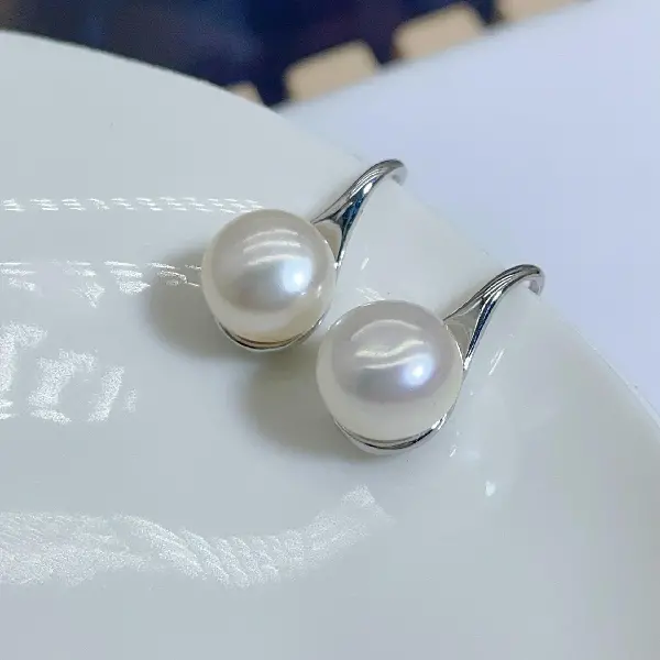 1409 silver white beads (9.5-10mm),tkmbeautysupply.com