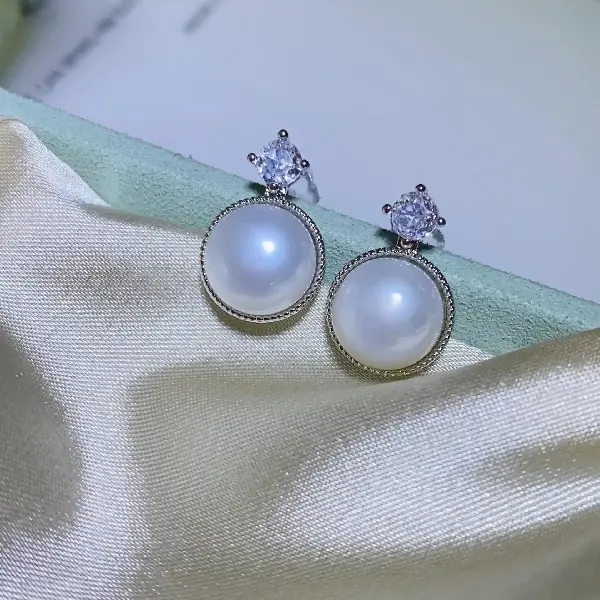 4017 silver white beads (9.5-10mm),tkmbeautysupply.com