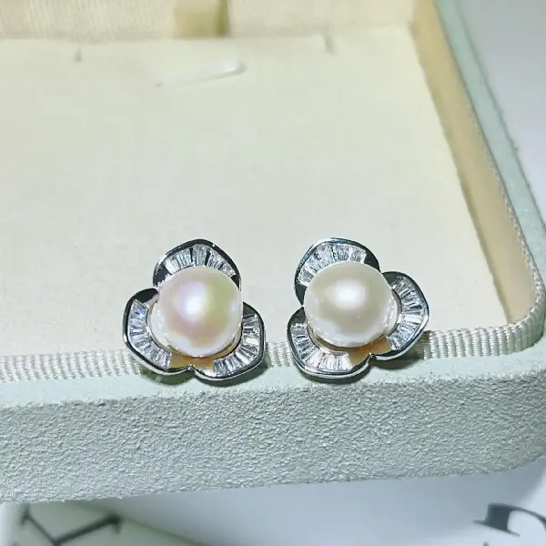 4025 silver white beads (9-9.5mm),tkmbeautysupply.com