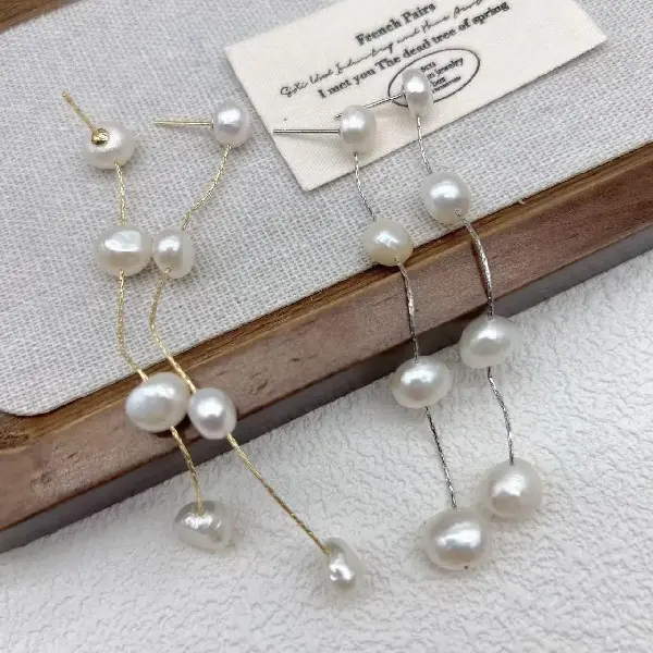 4 beads white pearls (8cm) - silver,tkmbeautysupply.com
