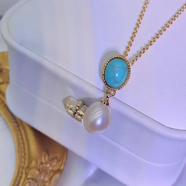 X4050 white necklace-gold,tkmbeautysupply.com