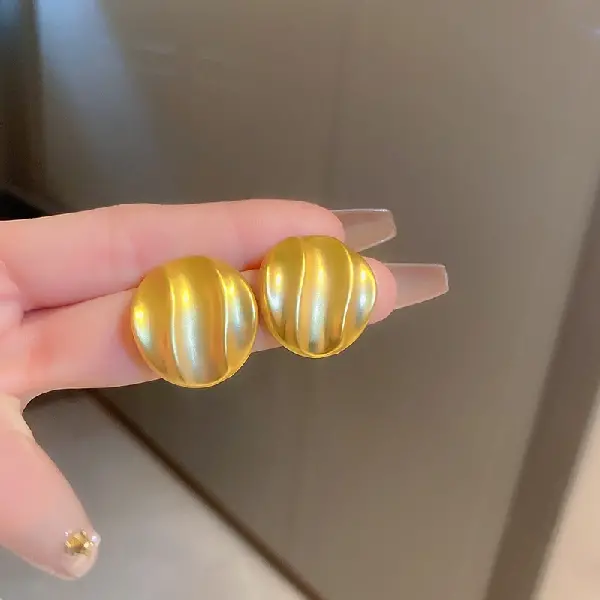 Silver needle pleated pattern hoop earrings,tkmbeautysupply.com