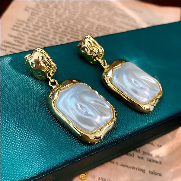 Silver needle pleated pearl square earrings,tkmbeautysupply.com