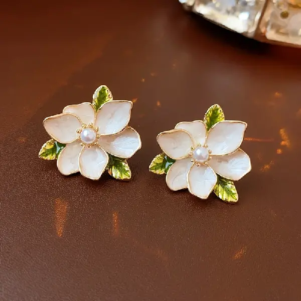 Silver needle oil drop pearl white flower leaf earrings,tkmbeautysupply.com