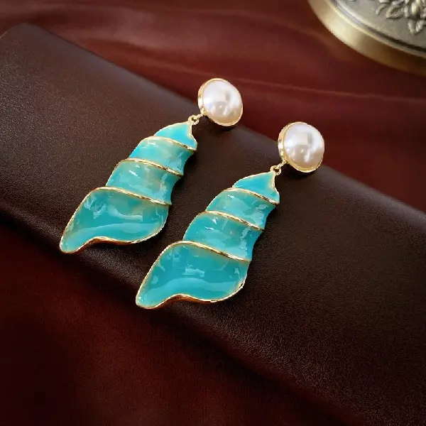 Silver Needle Medieval Pearl Conch Oil Drop Earrings,tkmbeautysupply.com