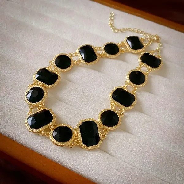 27# necklace-square round crystal,tkmbeautysupply.com