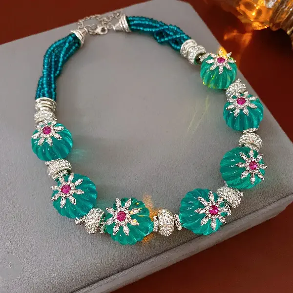 47# Necklace-Diamond Plexiglas Flower Circular Pattern,tkmbeautysupply.com