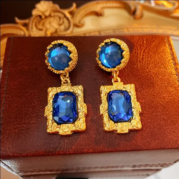 Silver needle circle diamond square earrings,tkmbeautysupply.com