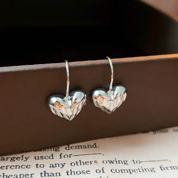 Real gold electroplated silver pleated love ear hooks,tkmbeautysupply.com