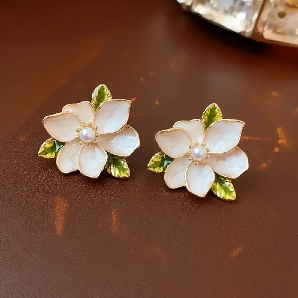 Silver needle oil drop pearl white flower leaf earrings,tkmbeautysupply.com
