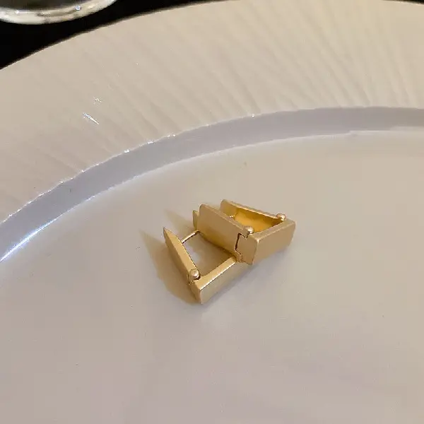 14# earrings-golden trapezoid.,tkmbeautysupply.com