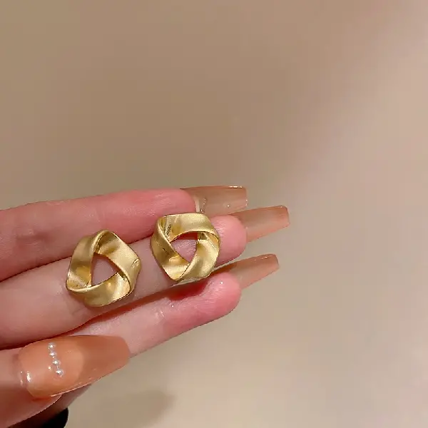 3# silver needle-gold flower earrings.,tkmbeautysupply.com