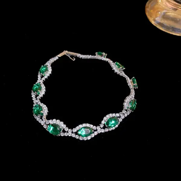 21# diamond crystal oval buckle bracelet,tkmbeautysupply.com