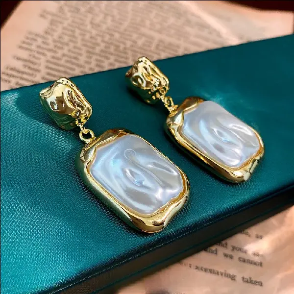 26# silver needle pleated pearl square earrings,tkmbeautysupply.com