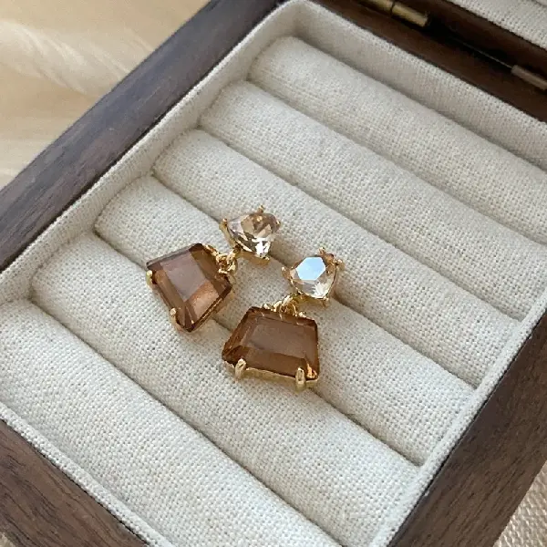 83# Silver Needle-Brown Diamond Trapezoidal Stud Earrings,tkmbeautysupply.com
