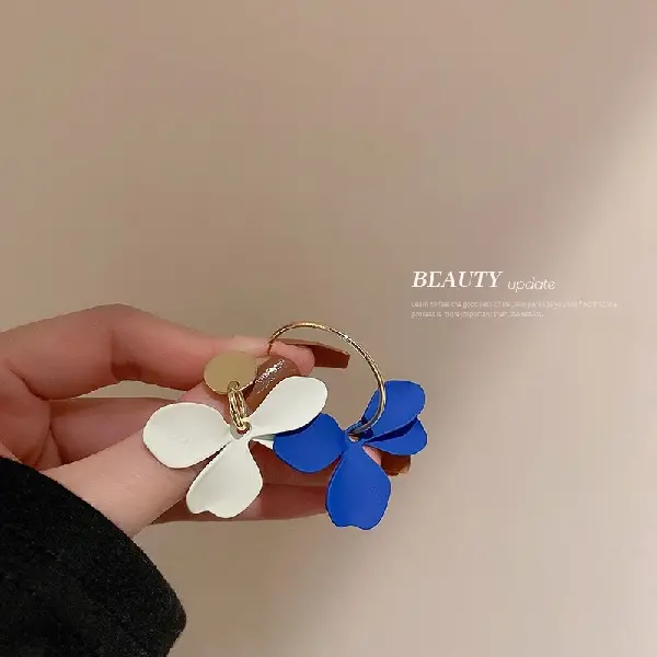 105# Steel Needle-Blue Flower Stud Earrings,tkmbeautysupply.com