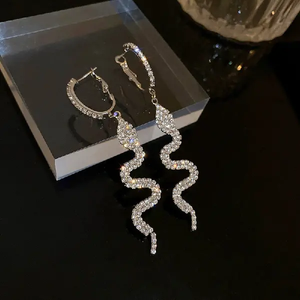 138# Silver Needle-Silver Diamond Snake Stud Earrings,tkmbeautysupply.com