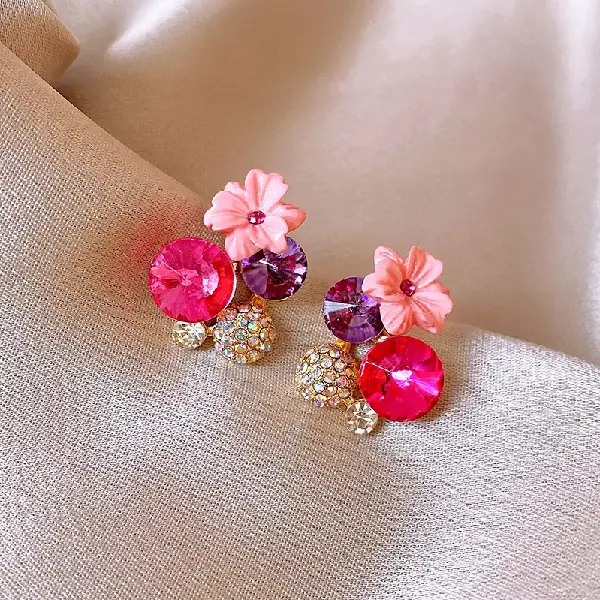 142# Silver Needle-Colored Flower Diamond Stud Earrings,tkmbeautysupply.com