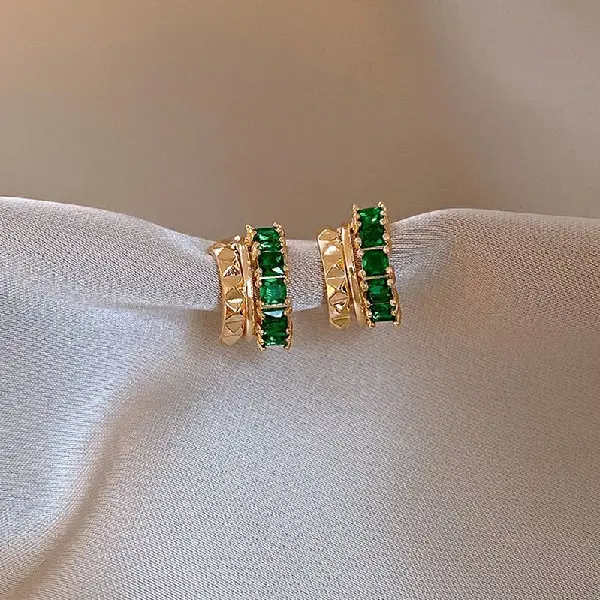 17# silver needle-gold-green-C shape,tkmbeautysupply.com