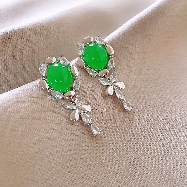 100# Silver Needle-Silver-Green-Butterfly-Oval,tkmbeautysupply.com