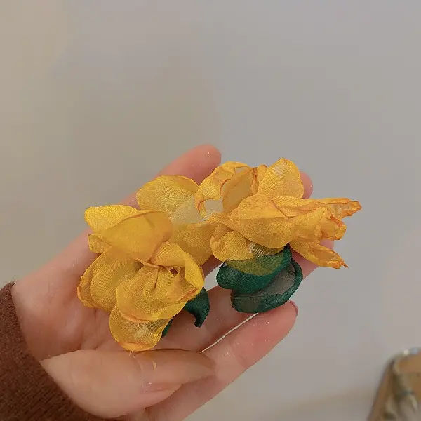 Silver Needle Mesh Flower Stud Earrings,tkmbeautysupply.com