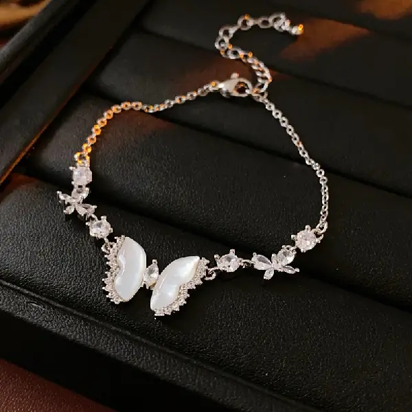 49# resin butterfly zircon bracelet,tkmbeautysupply.com