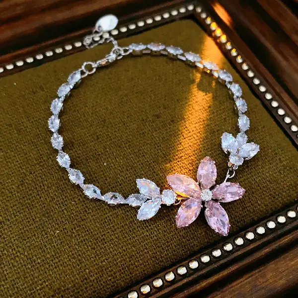 51# Pink-Zircon Flower Pendant Bracelet,tkmbeautysupply.com