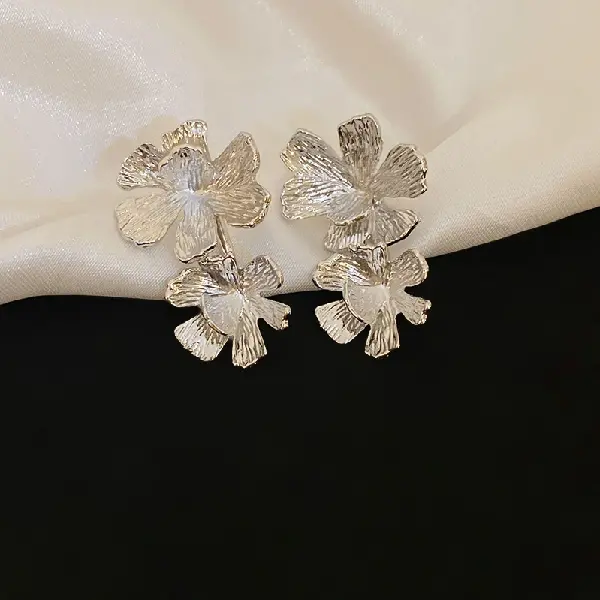 Silver Needle-Silver Metal Flowers,tkmbeautysupply.com