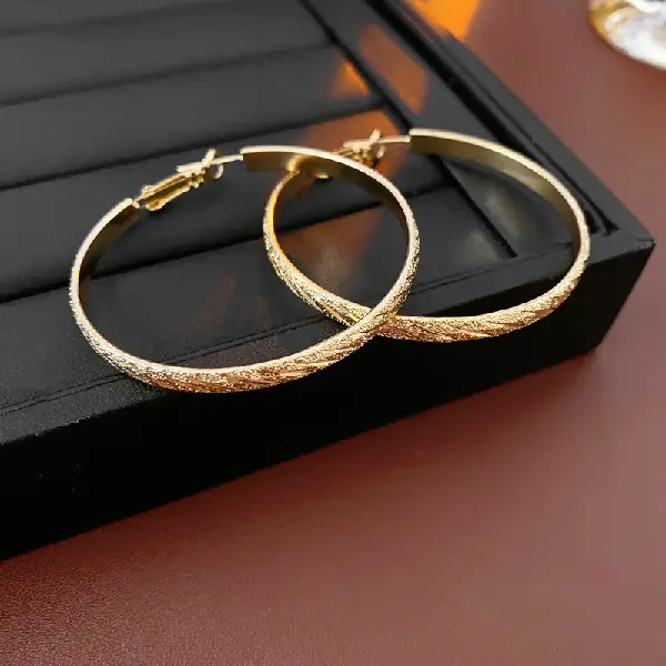 28-Silver Needle Round Pleated Twill Earrings,tkmbeautysupply.com