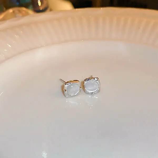 59# Silver Needle-Opal.,tkmbeautysupply.com