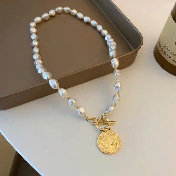 15# Portrait Round T-shaped Buckle Necklace,tkmbeautysupply.com