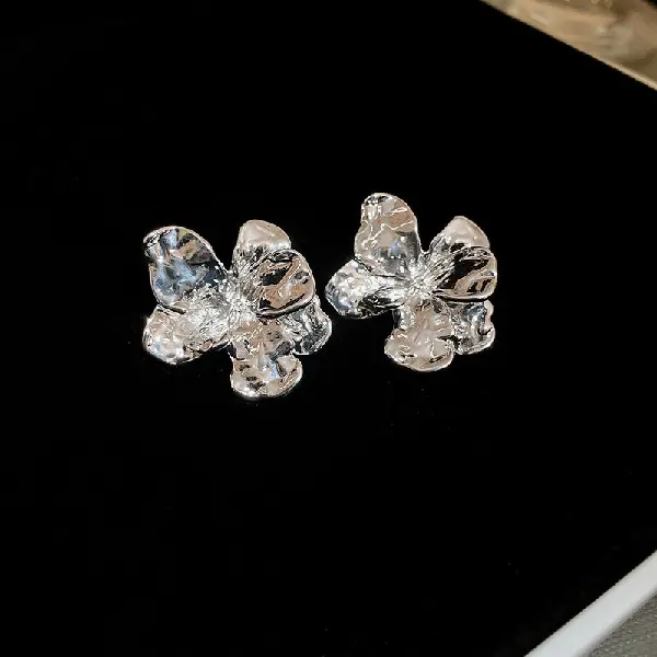 22# Silver Needle-Irregular pleated flower stud earrings,tkmbeautysupply.com
