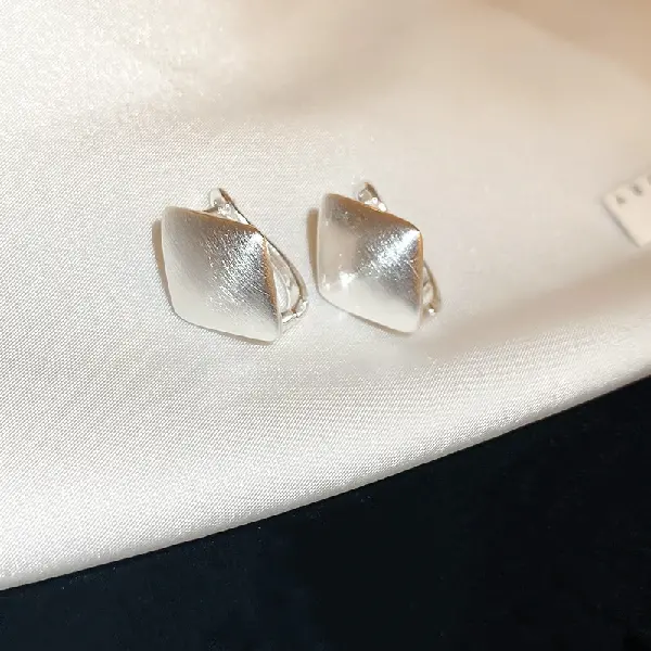 46# earrings - platinum brushed rhombus - real gold plating - silver,tkmbeautysupply.com