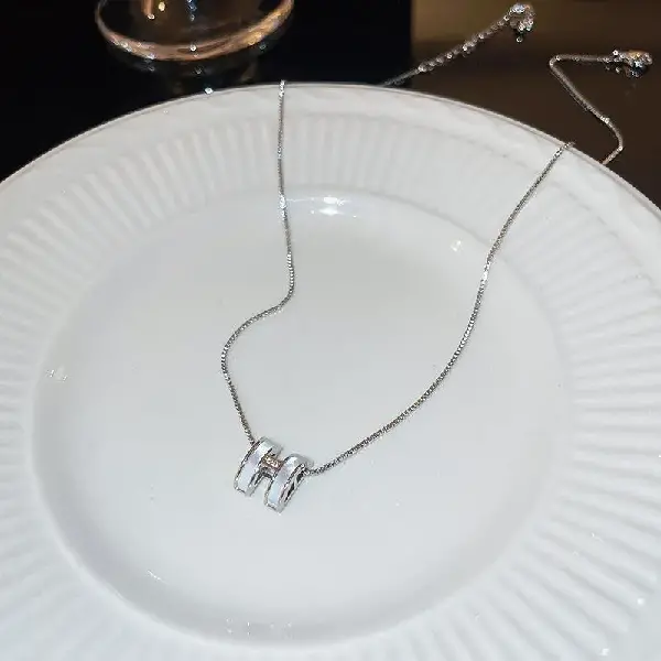 White gold zircon letter H necklace,tkmbeautysupply.com