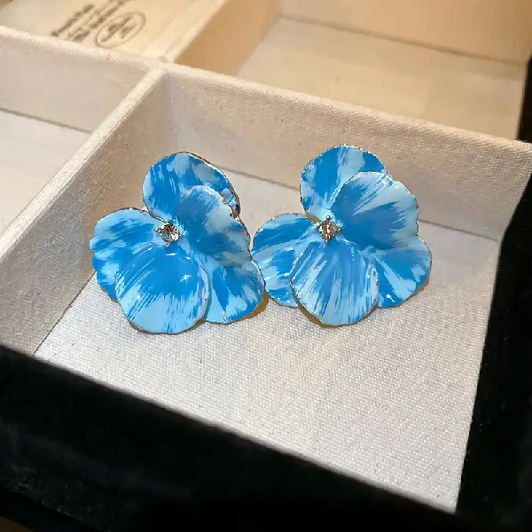 5# Silver Needle Flower Diamond Stud Earrings-Blue,tkmbeautysupply.com