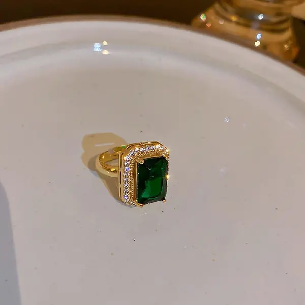 Ring - green diamond crystal.,tkmbeautysupply.com
