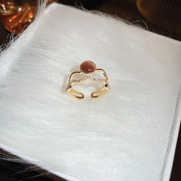 Ring-gold opal.,tkmbeautysupply.com