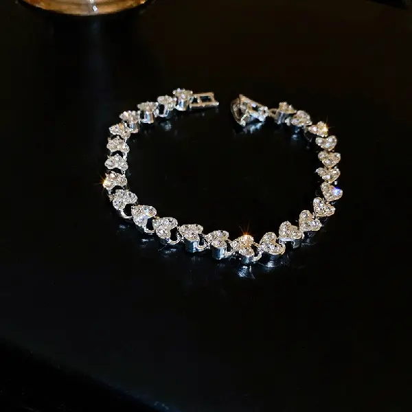 Diamond love buckle bracelet,tkmbeautysupply.com