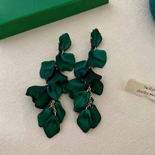 .8# Silver Needle-Acrylic Green Long Petals,tkmbeautysupply.com