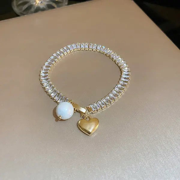 15# Bracelet-Golden Heart..,tkmbeautysupply.com