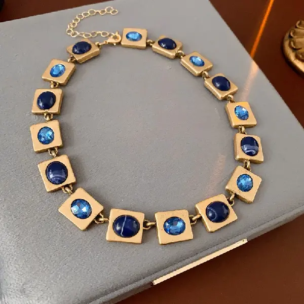 26# necklace-diamond square resin,tkmbeautysupply.com